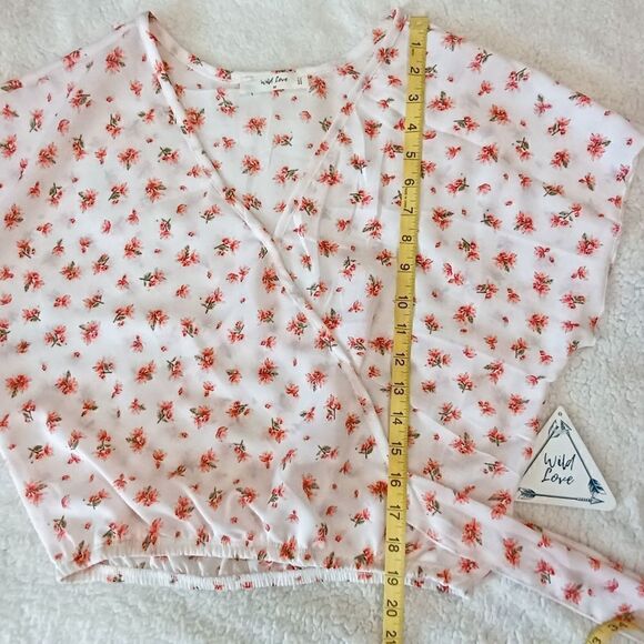 Wild love crop top Size M - Picture 4 of 7